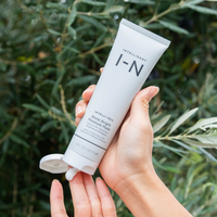 Intelligent Nutrients Shine Bright Moisture Mask 120ml