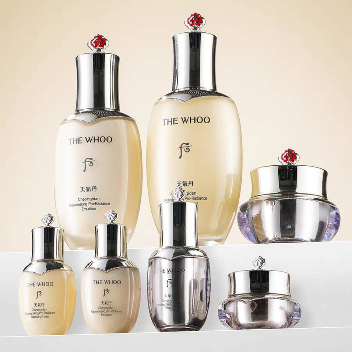 The History Of Whoo Cheongidan Rejuvenating Pro-Radiance Set